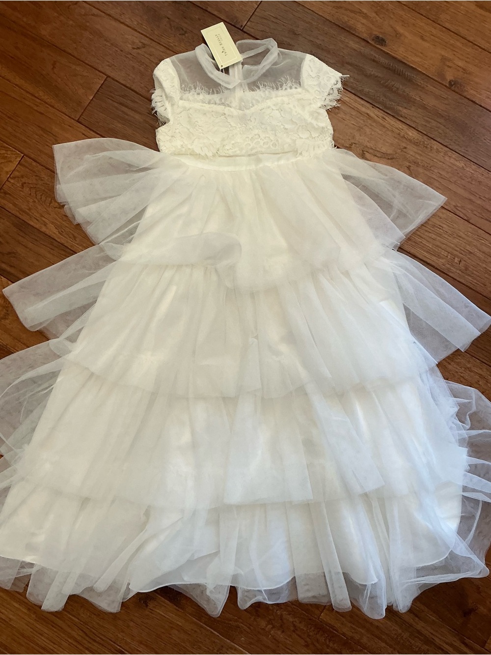 NWT Trish Scully white tiered ruffle formal dress, size 7